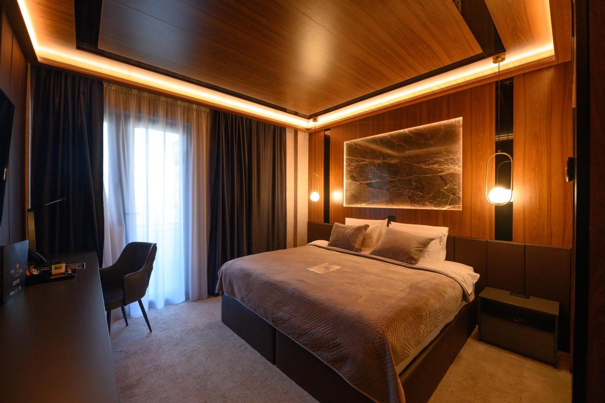 Hotel Macedonia Square Skopje Ngoại thất bức ảnh