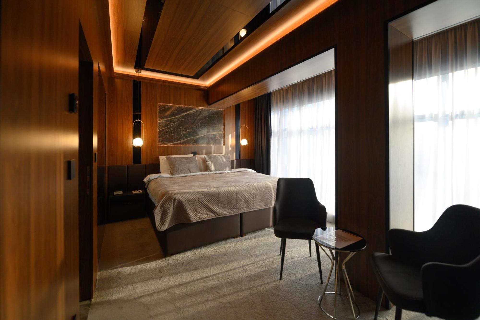 Hotel Macedonia Square Skopje Ngoại thất bức ảnh